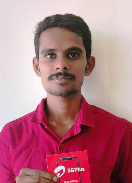 https://1ngo.sgp1.digitaloceanspaces.com/media/aidkhammam/MOBILES AND SIM CARDS DISTRIBUTION TO KSCF STAFF (6) - Copy.jpg
